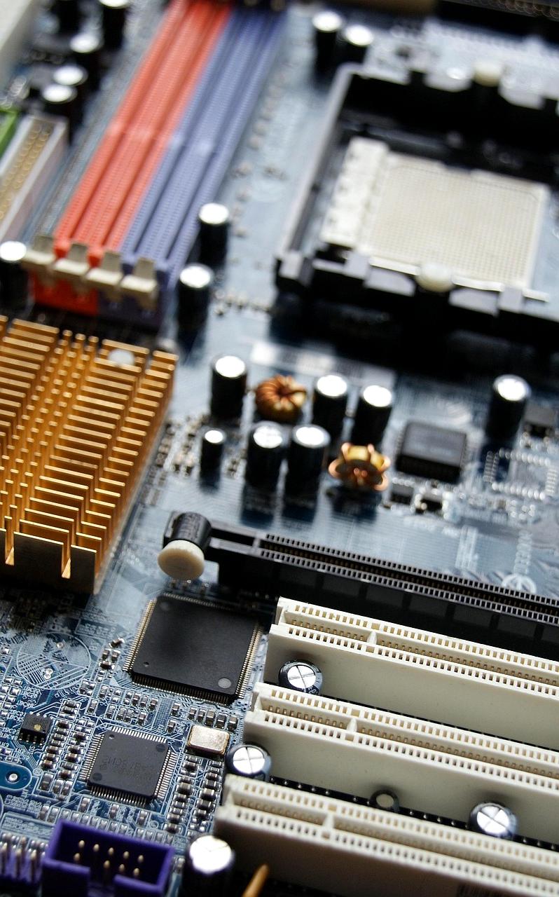 Holographic motherboard visualization